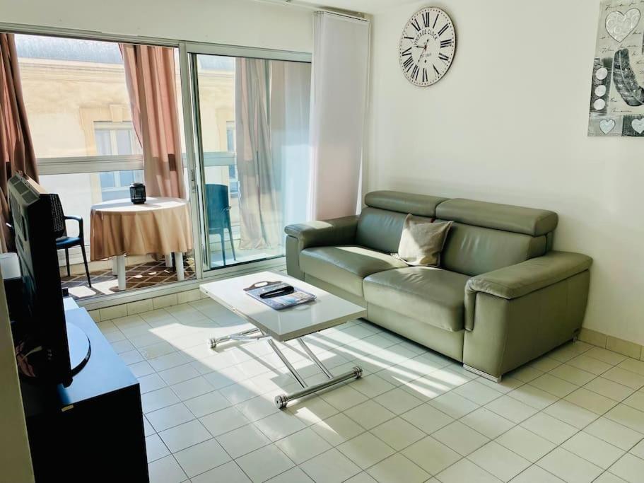 "Beausoleil" T2 Lumineux, Parking, Clim, Wifi Apartment Sete Exterior photo