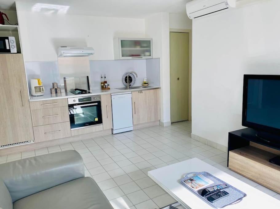 "Beausoleil" T2 Lumineux, Parking, Clim, Wifi Apartment Sete Exterior photo